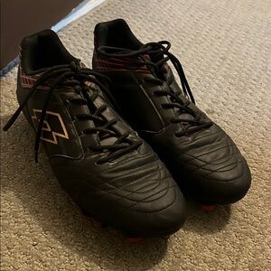 Umbro Black Soccer Cleats